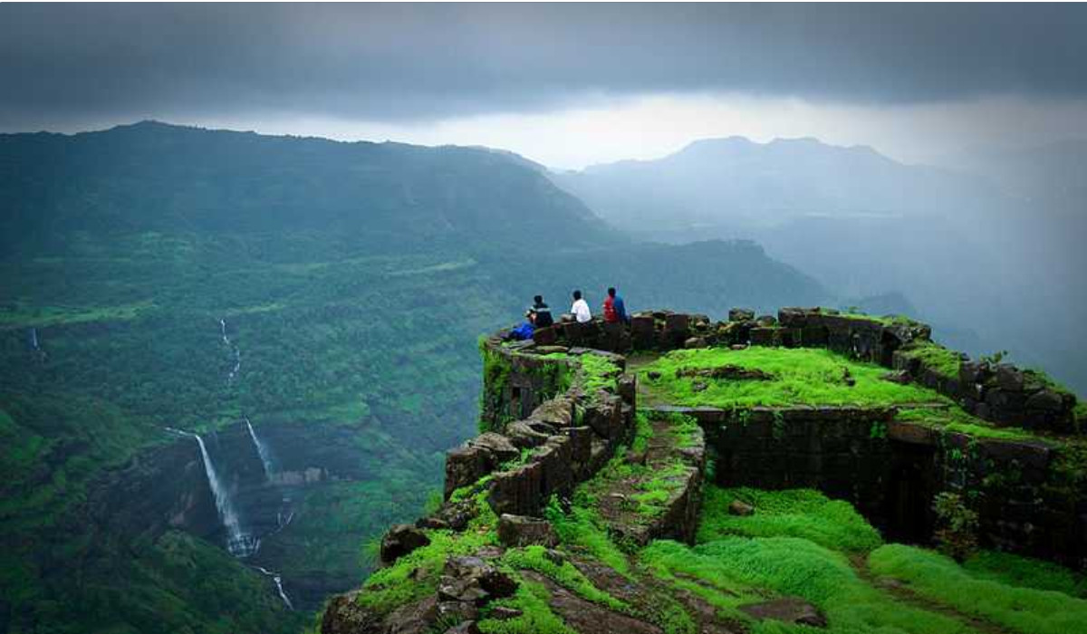 Top Places To Visit In Maharashtra This Summer