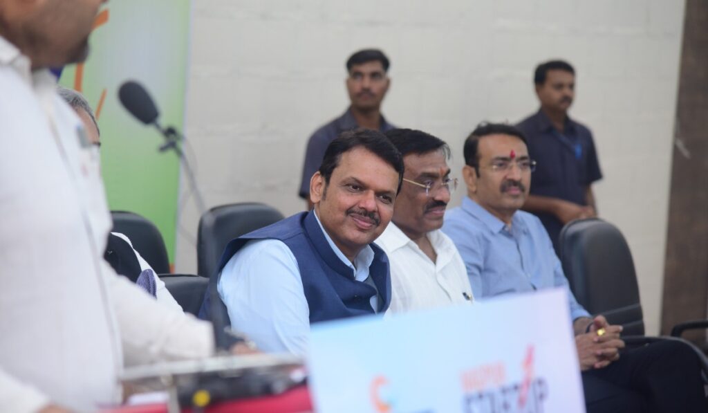 Deputy CM Devendra Fadnavis Delivers Speeh at Nagpur Innovators Meet 2024