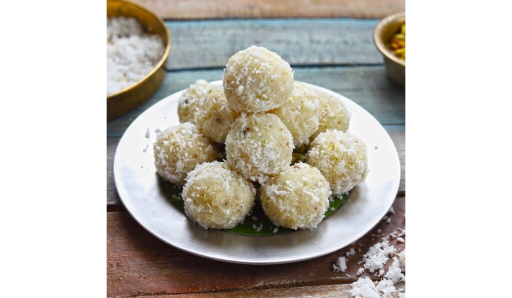 Coconut Ladoo