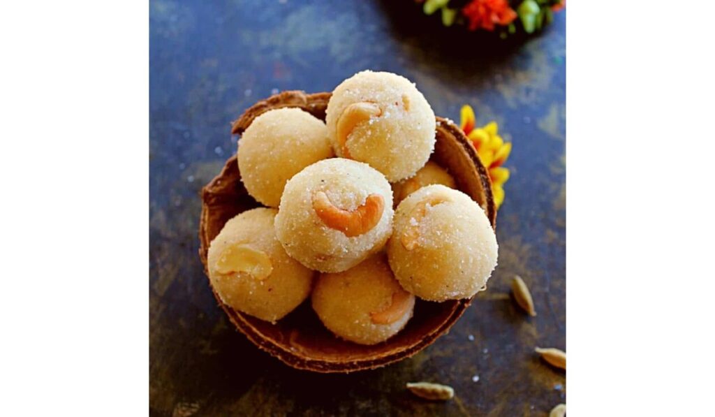 Rava Ladoo